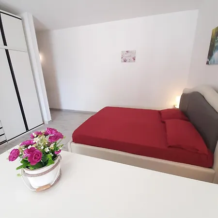 Appartement Baia Near The